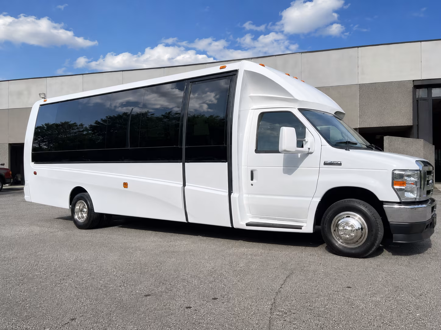 charter buses for worcester conferences and convention shuttles