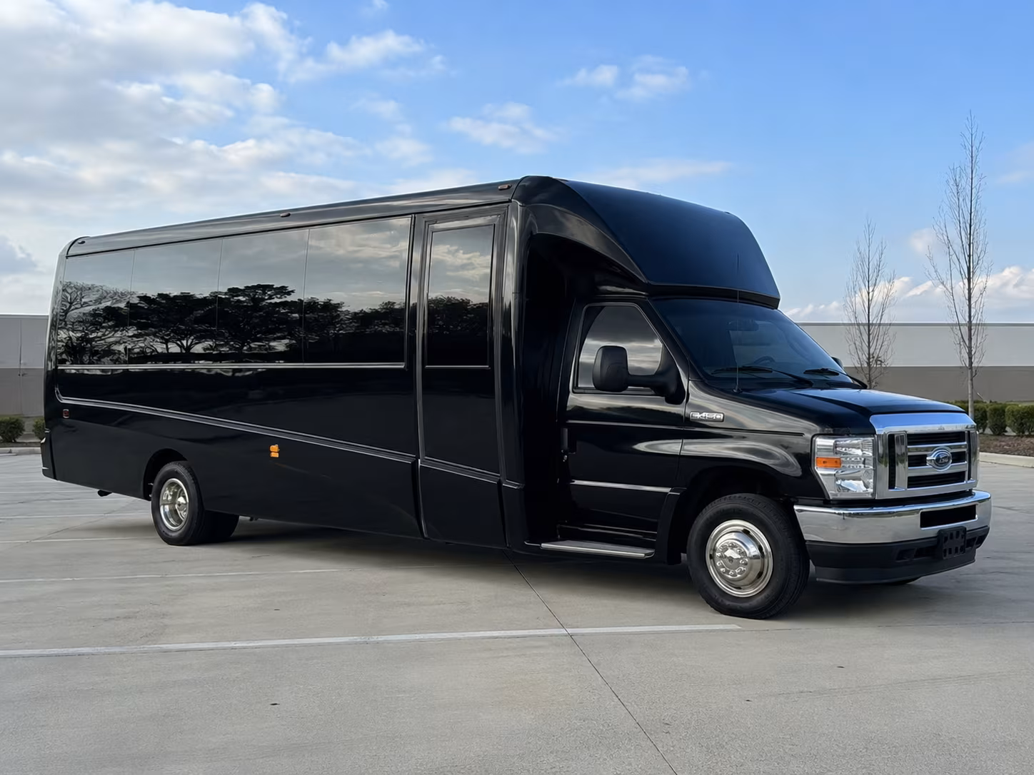 concert shuttle buses for groups traveling from worcester suburbs