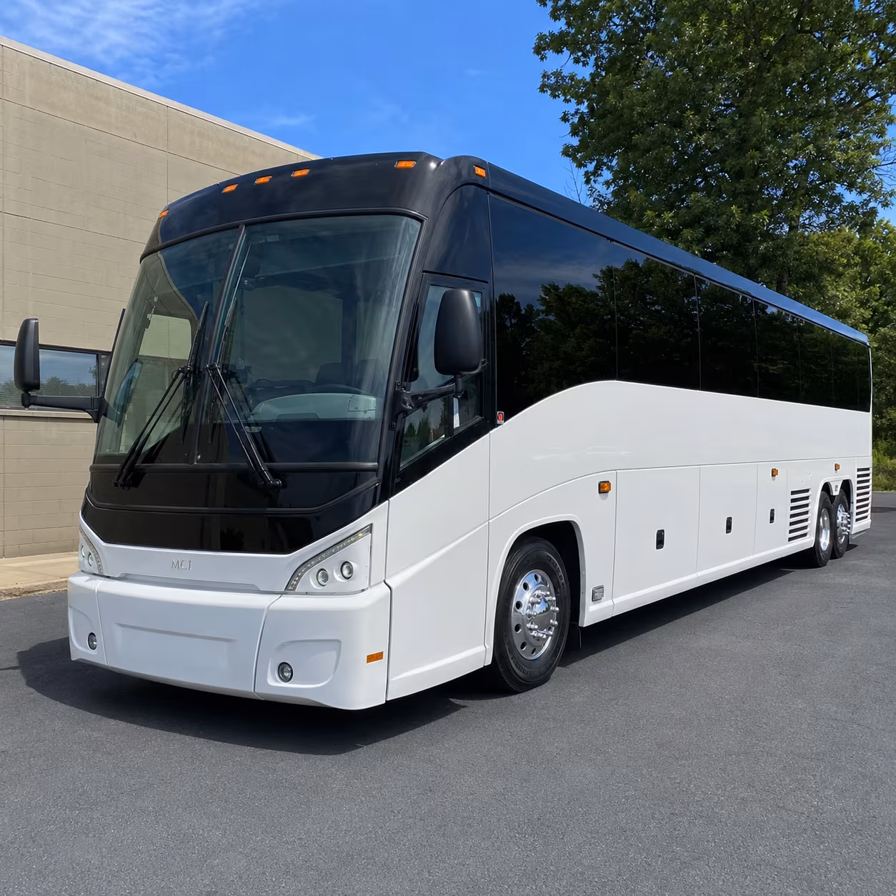 shuttle buses for worcester manufacturing and warehouse groups