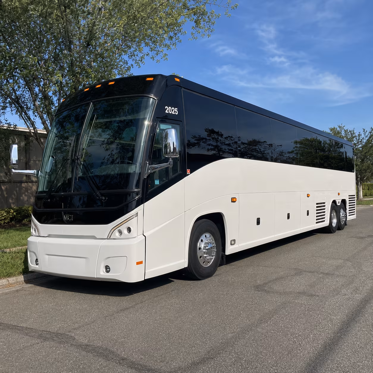 worcester charter bus rentals for corporate campus commutes