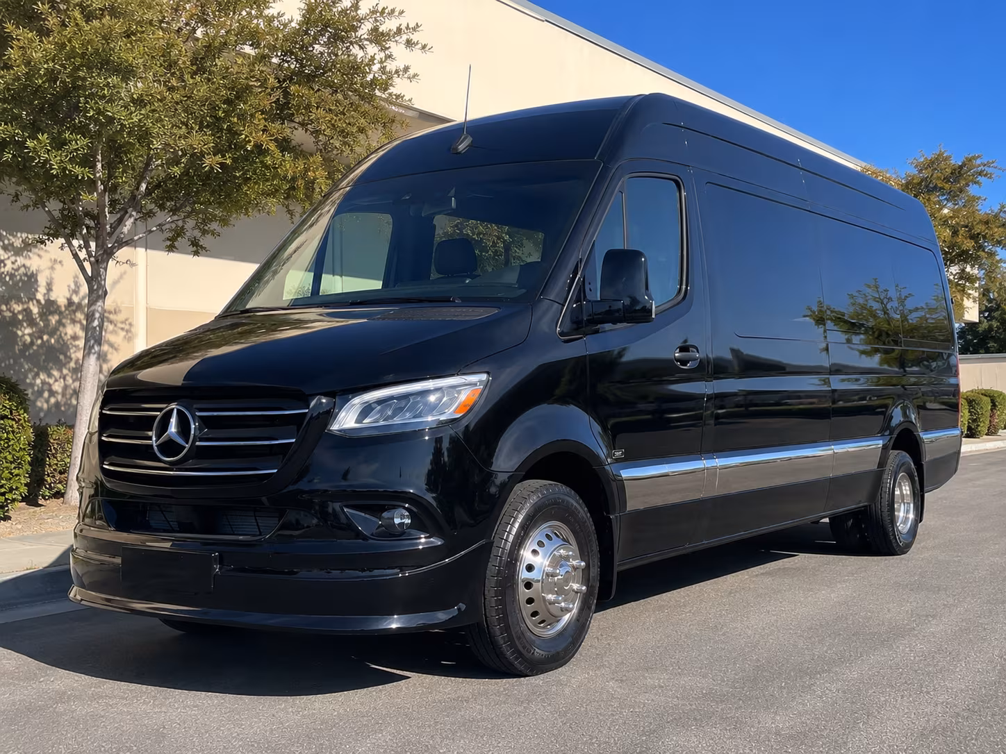 worcester long distance transportation onboard seating